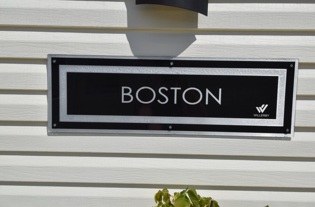 Willerby Boston Plaque
